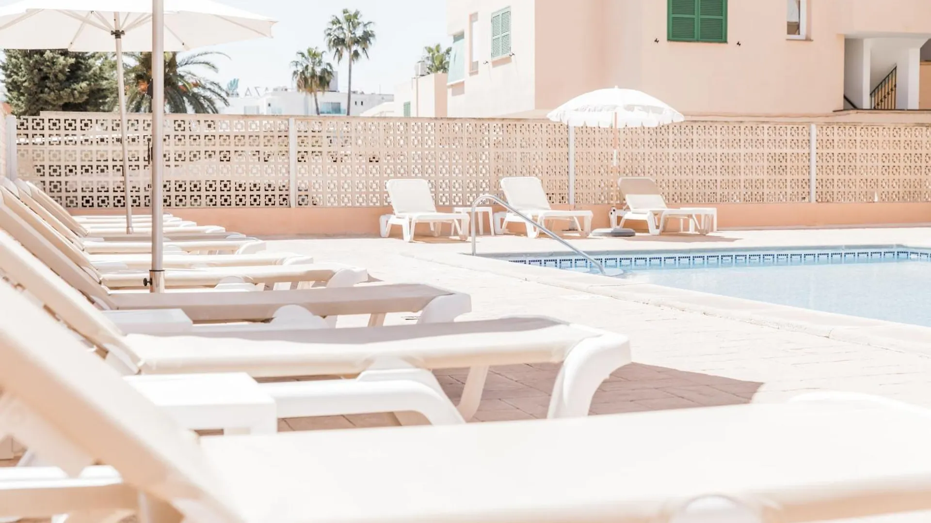 Hotel Golf Beach contacts