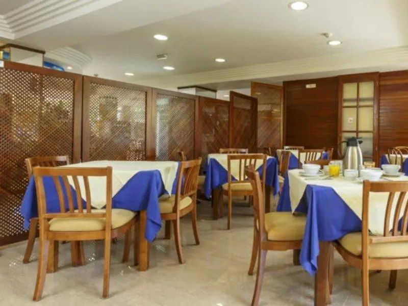 Hotel Golf Beach Santa Ponsa 2*,  Spain